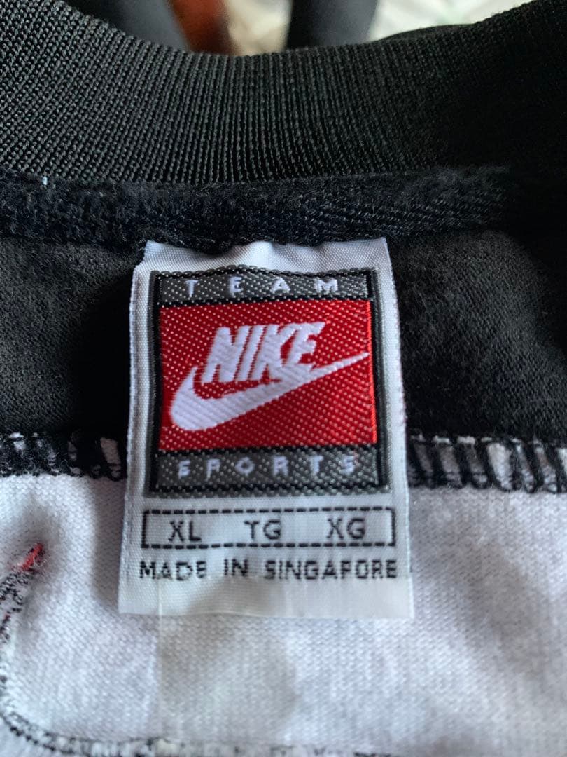 ナイキ　90’S　シカゴ・ブルズ シューティングシャツ　Bulls