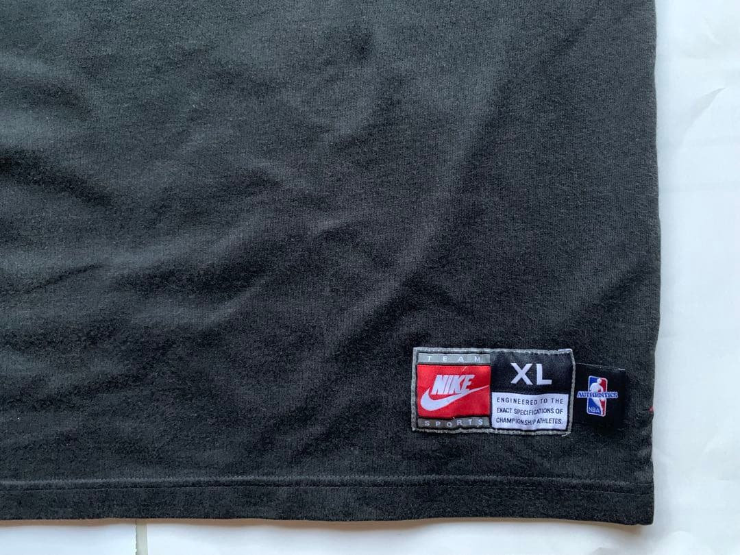 ナイキ　90’S　シカゴ・ブルズ シューティングシャツ　Bulls