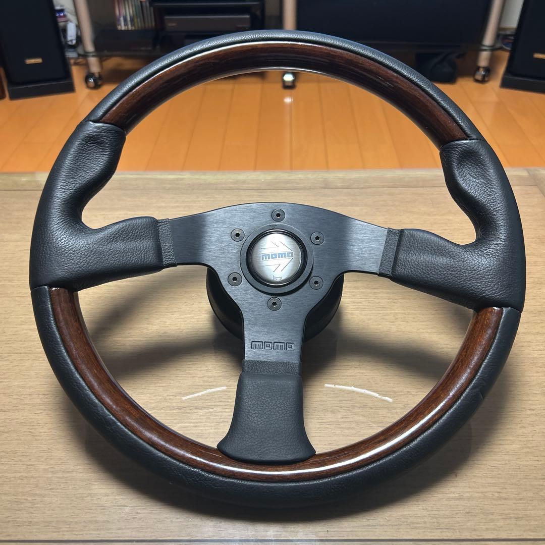 MOMO スポーツステアリング 本体