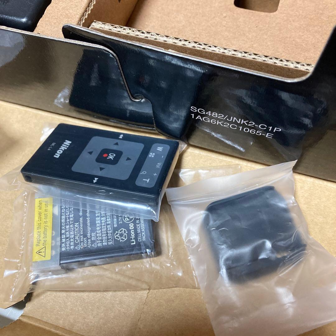 Nikon デジカメ　S1000pj