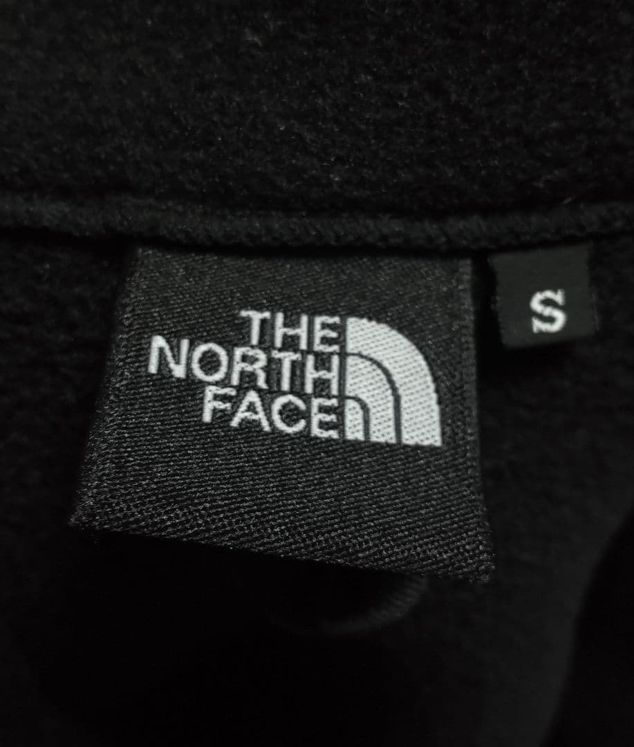 ノースフェイス　デナリベスト　Sサイズ