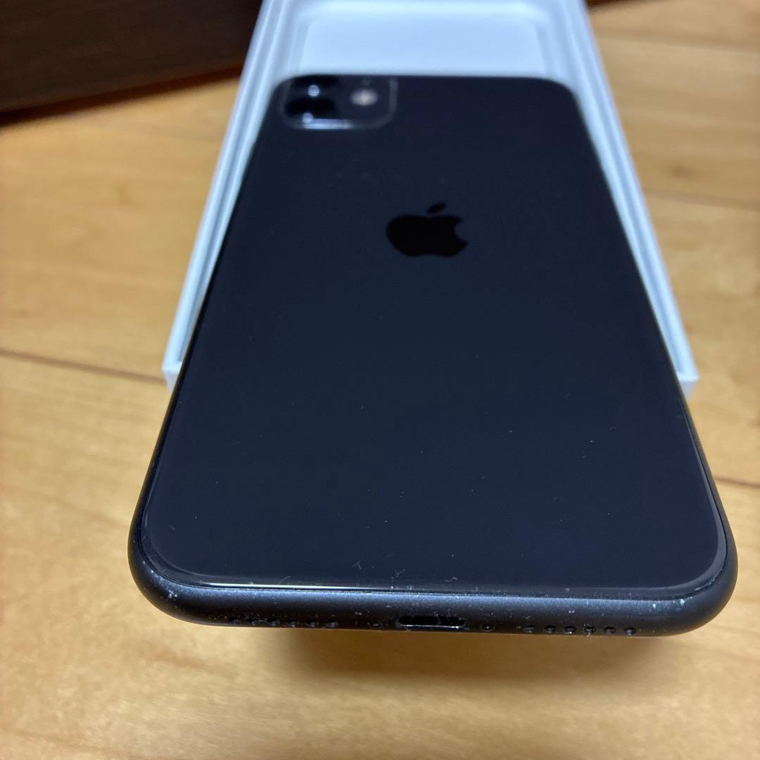Apple iPhone 11 【 ブラック 】+オマケ付き