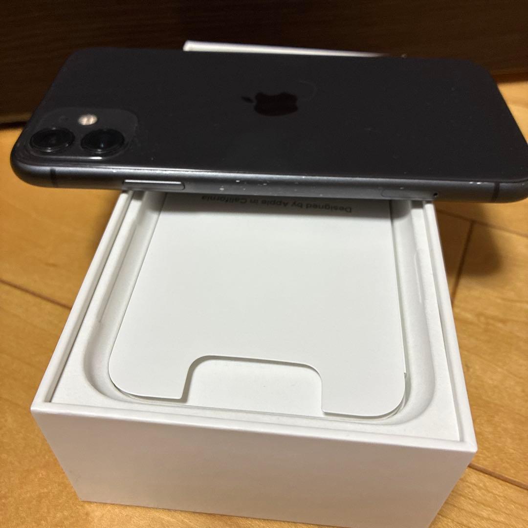 Apple iPhone 11 【 ブラック 】+オマケ付き