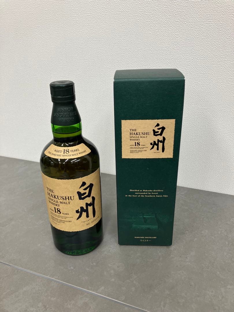 白州 18年 シングルモルトウイスキー 700ml 箱　　旧ラベル　未開栓