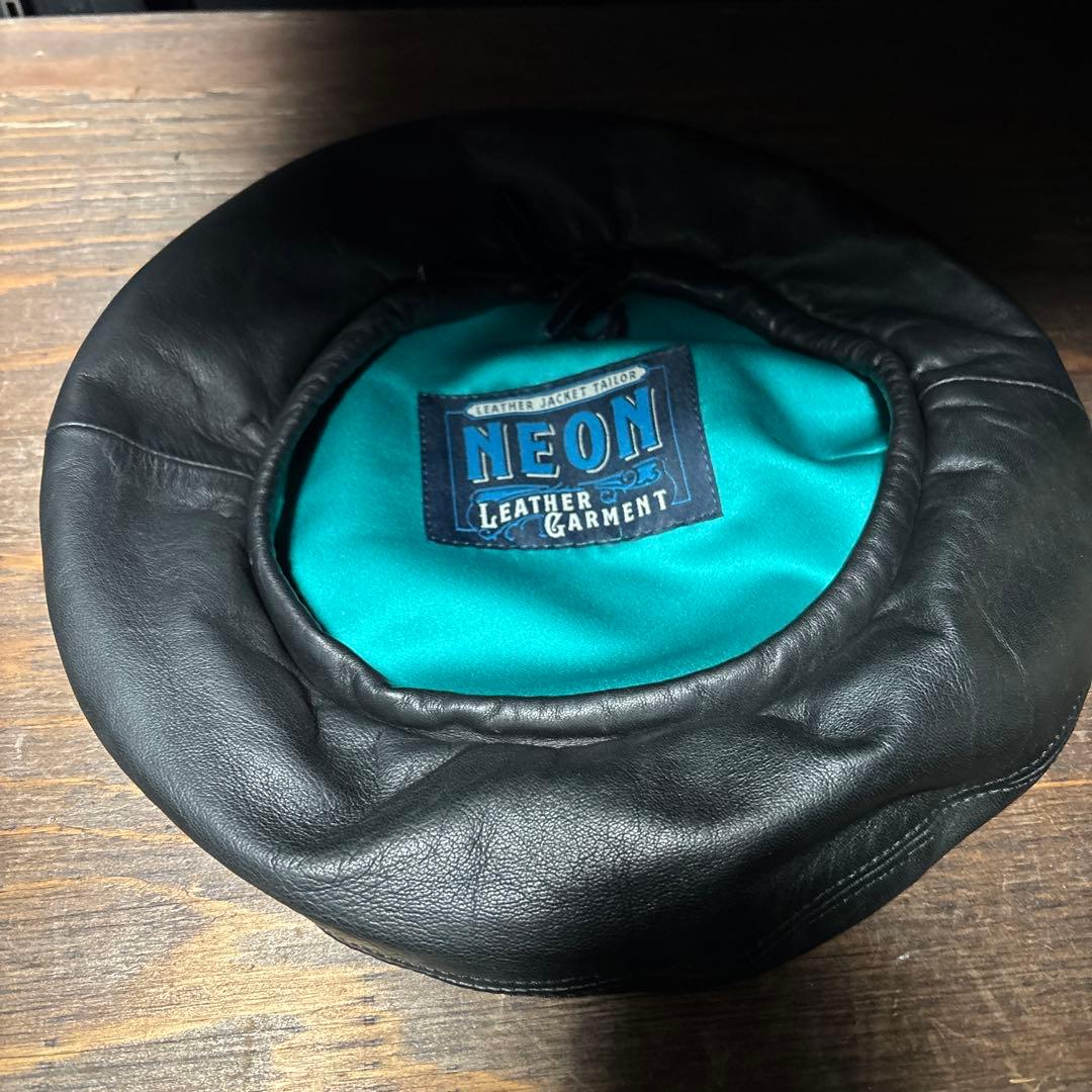 NEON LEATHER GARMENT ビッグレザー ベレー帽 完売品 パンク