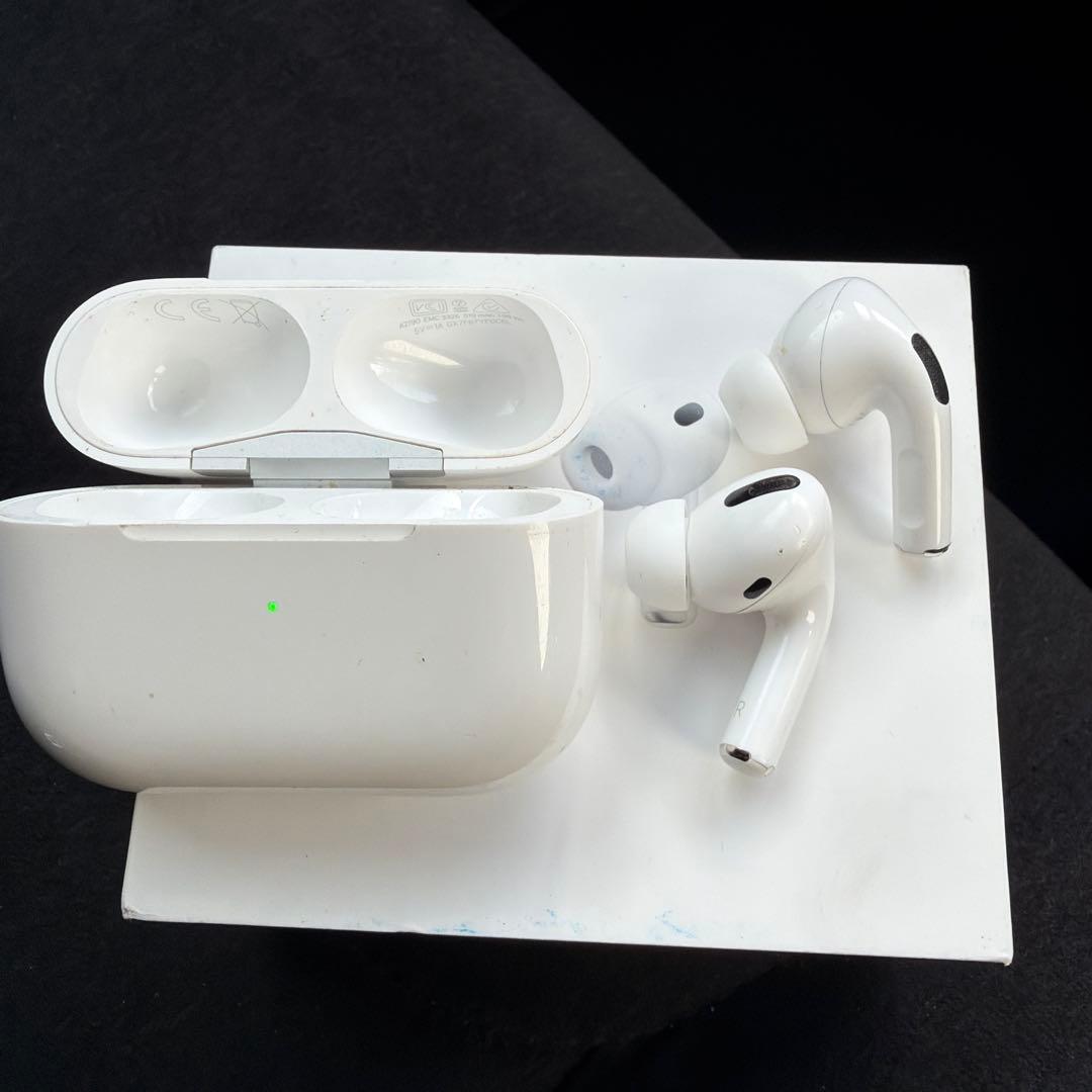 AirPods Pro 本体 ホワイト 充電ケース付き