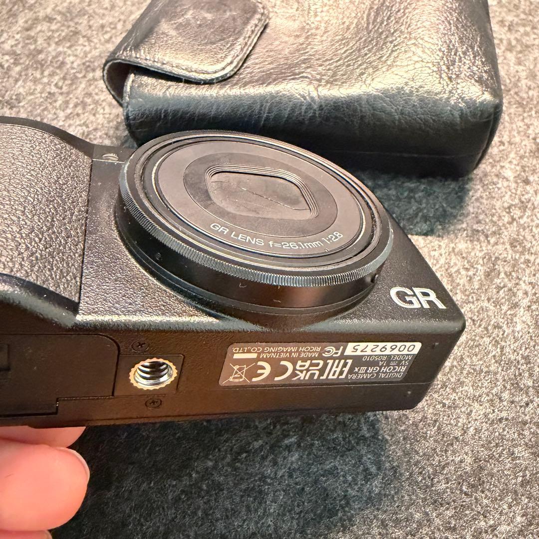 デジタルカメラ RICOH GR iiix sum.