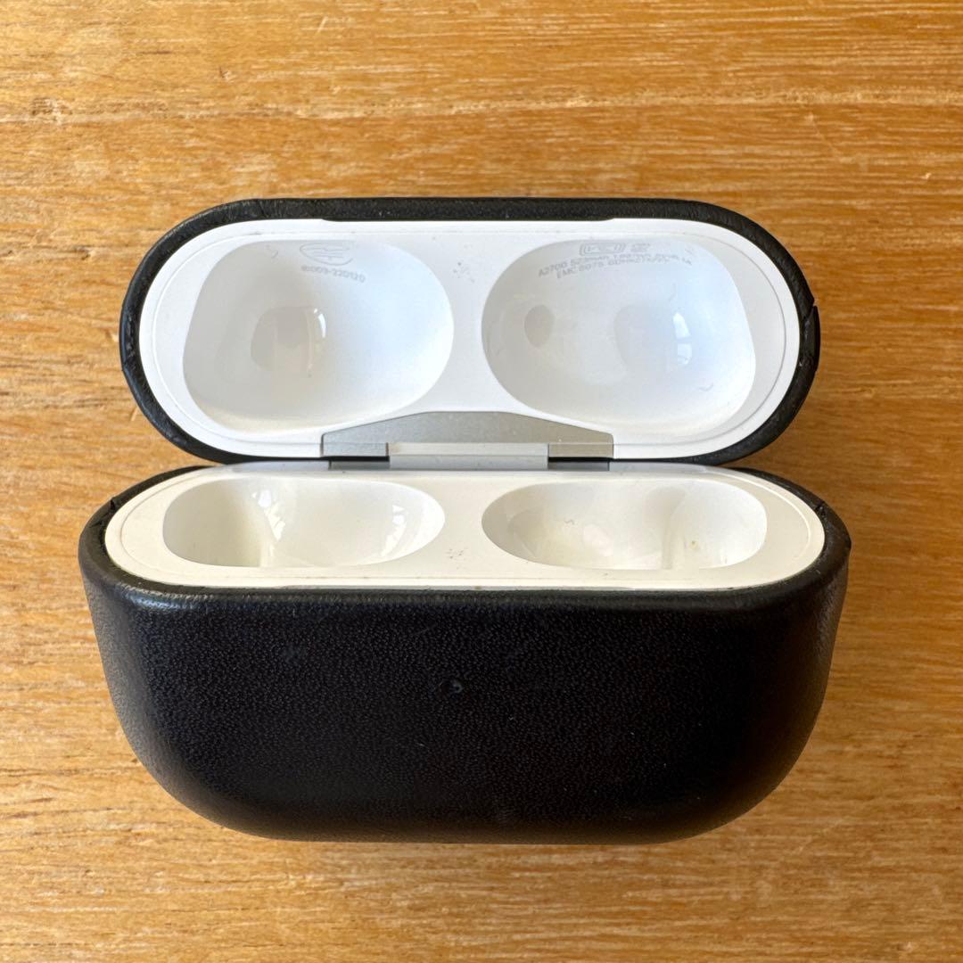 【美品】Apple AirPods Pro 2 Nomadケース付