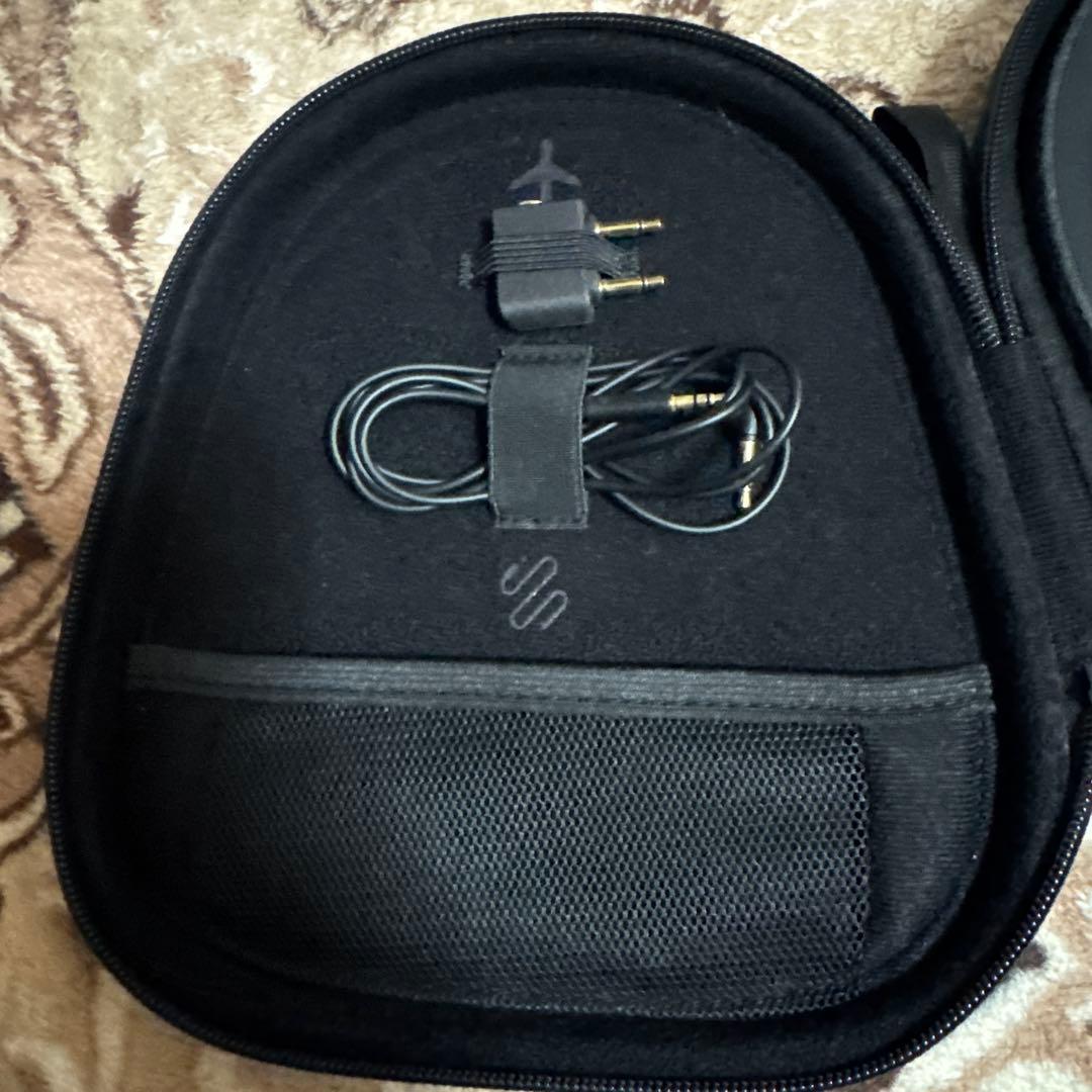 ゼンハイザーワイヤレスヘッドホン MOMENTUM 4 ブラックコッパー