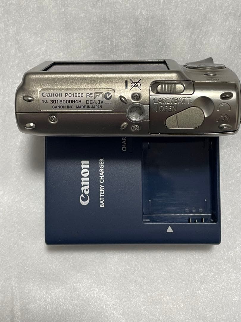 デジタルカメラ Canon IXY DIGITAL 1000