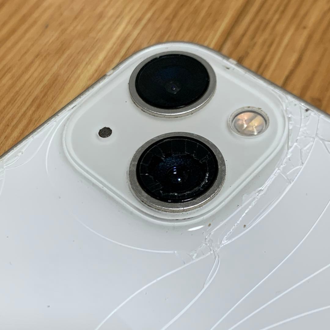 iPhone 13 ホワイト