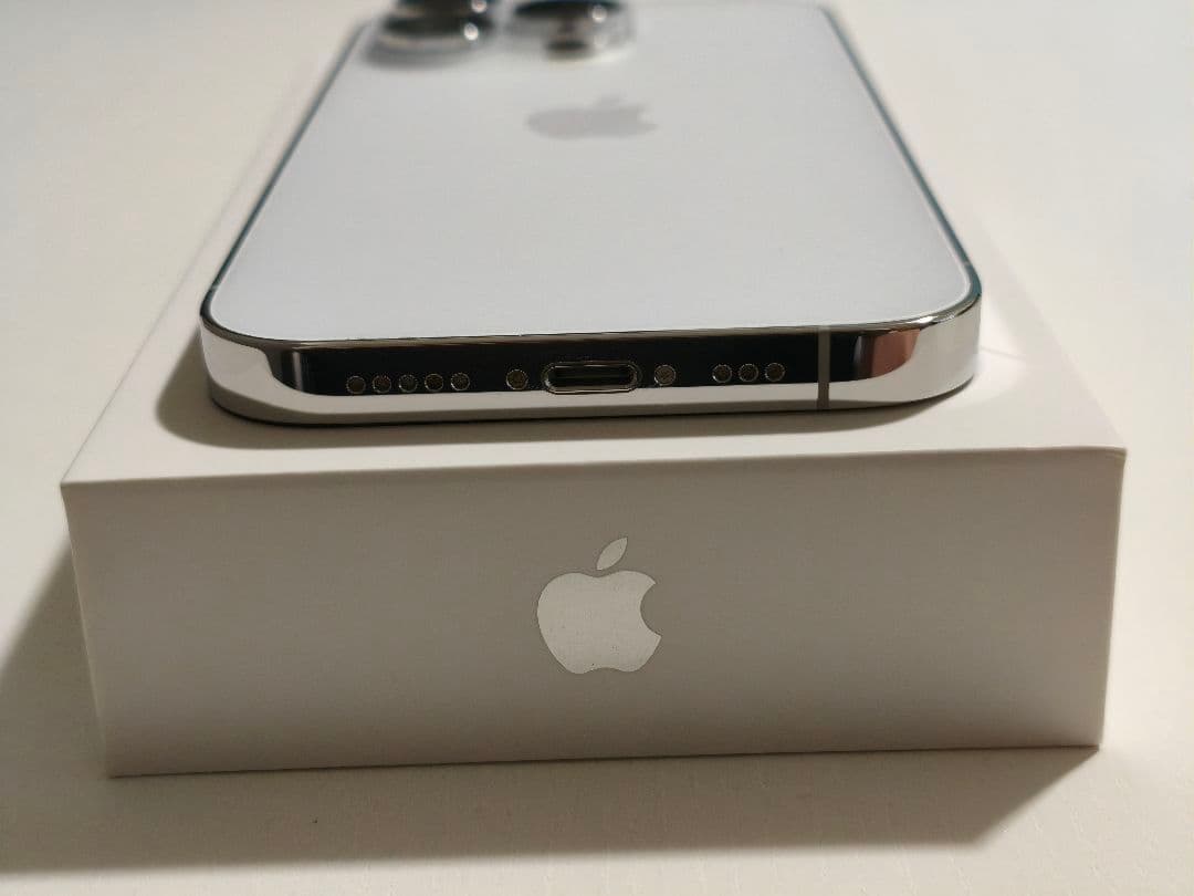 【超美品】iPhone 14 Pro 256GB SIMフリー シルバー