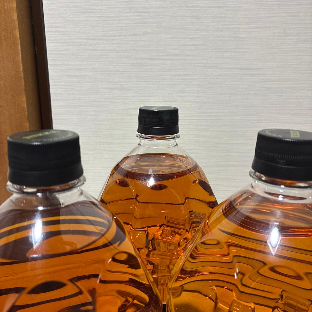 【ハナ】ブラックニッカ　クリア　未開封　4L ウイスキー　3本