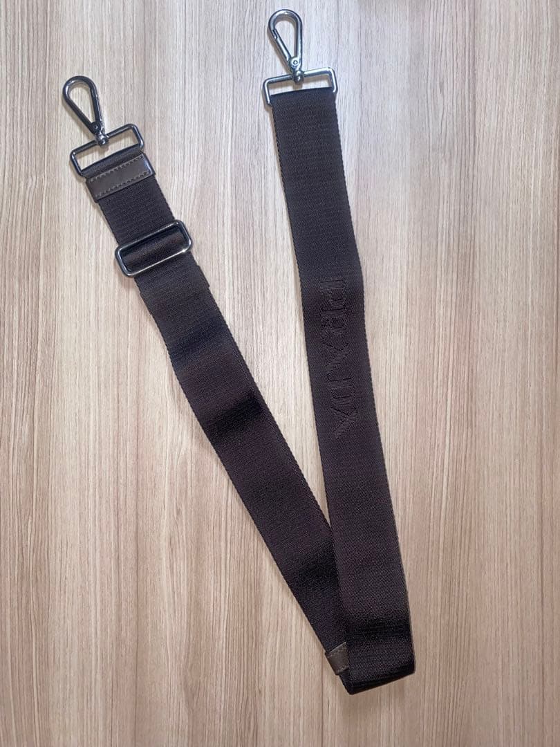 PRADA ショルダーストラップ　プラダ　ブラウン