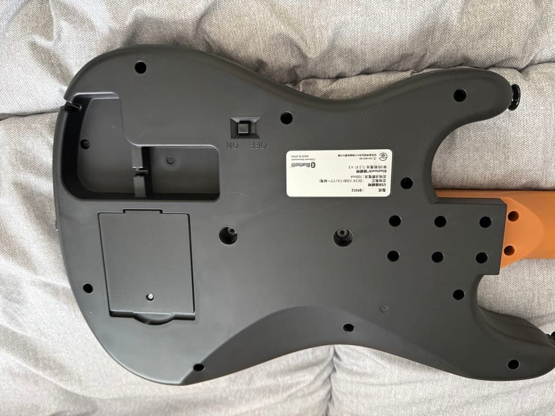 GITADORA専用ギターコントローラ プレミアムモデル