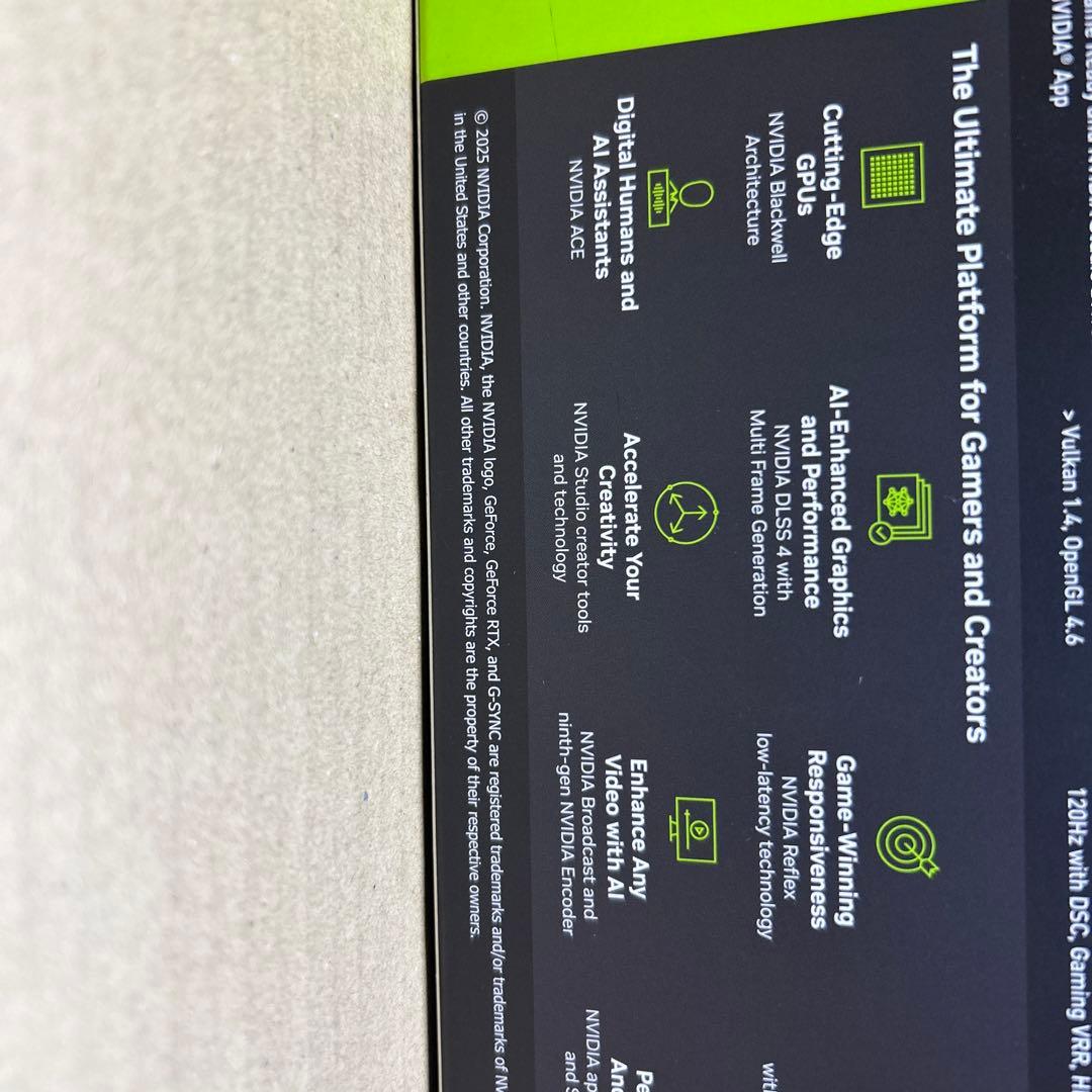 グラフィックボード・グラボ・ビデオカード ASUS TUF Gaming GeForce RTX 5070 Ti 16GB