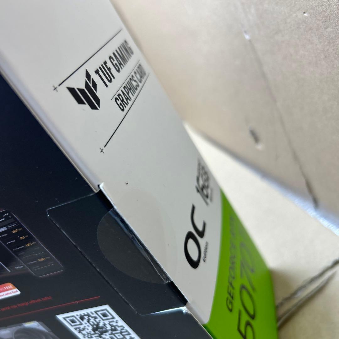 グラフィックボード・グラボ・ビデオカード ASUS TUF Gaming GeForce RTX 5070 Ti 16GB