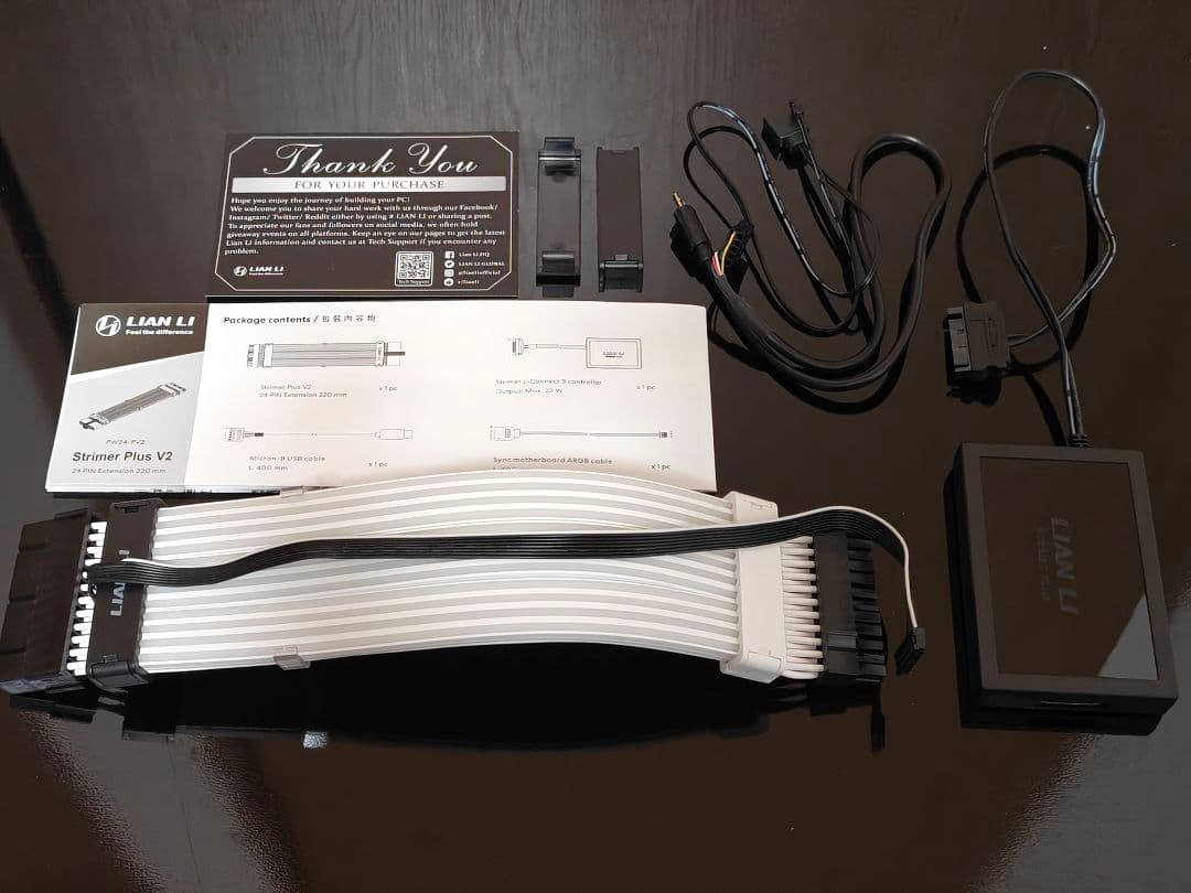 その他 LIAN LI Strimer Plus V2 RGB