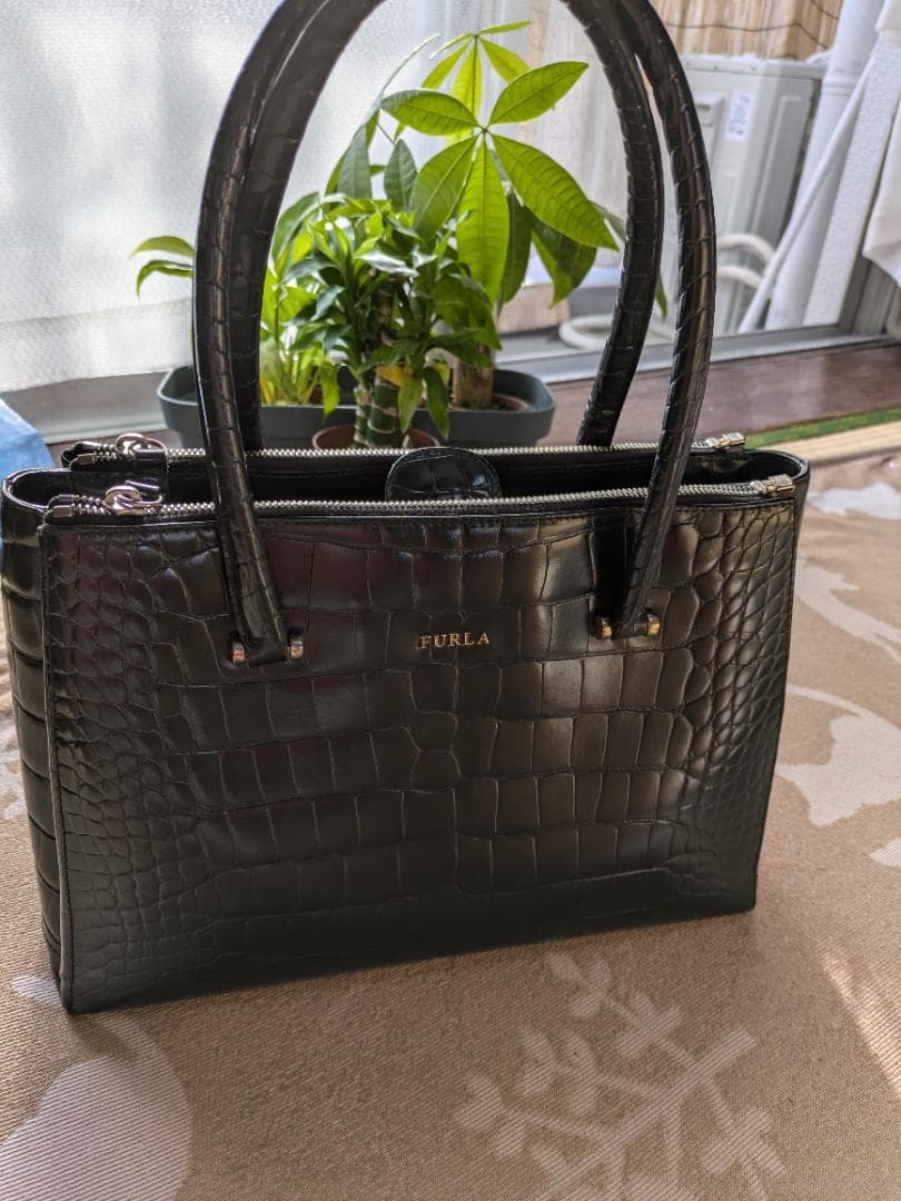 フルラクロコハンドバック