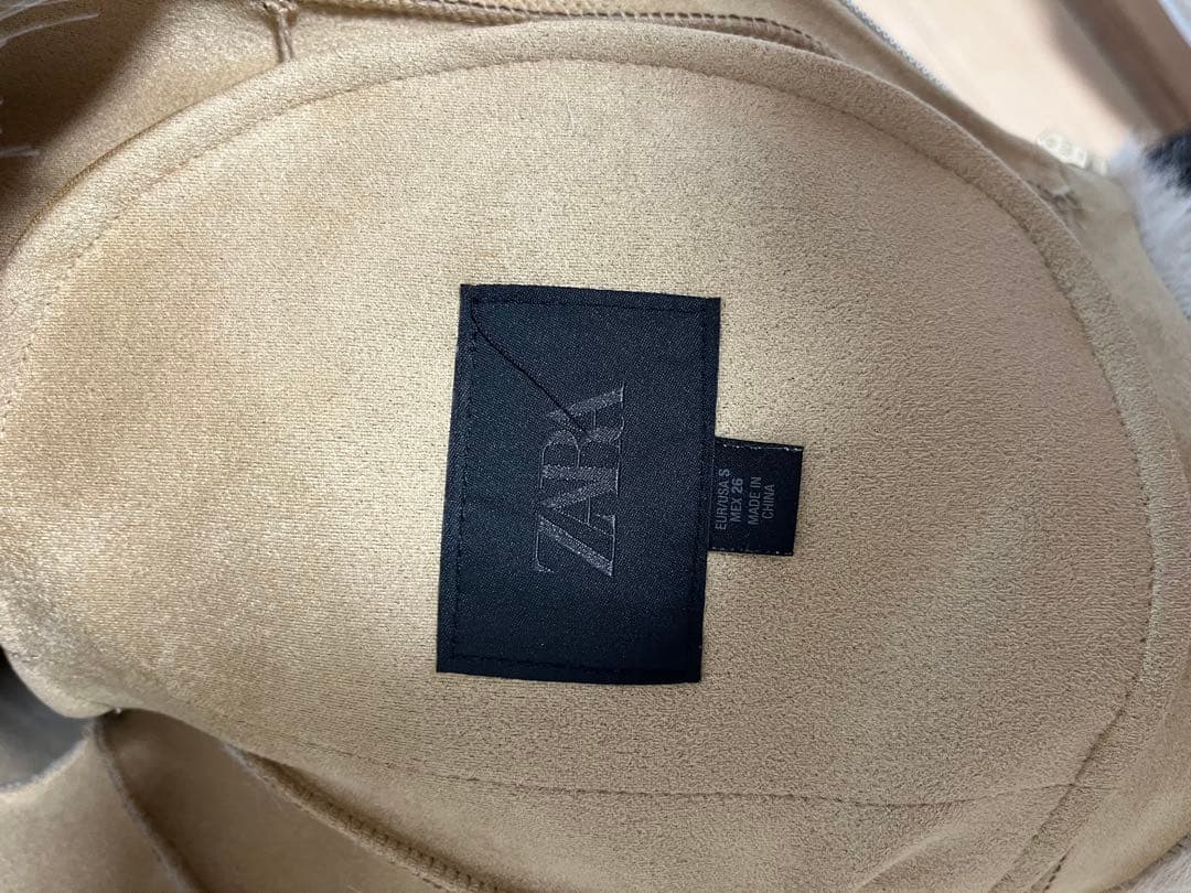 ZARA ダブルフェイスエコファージャケット　s