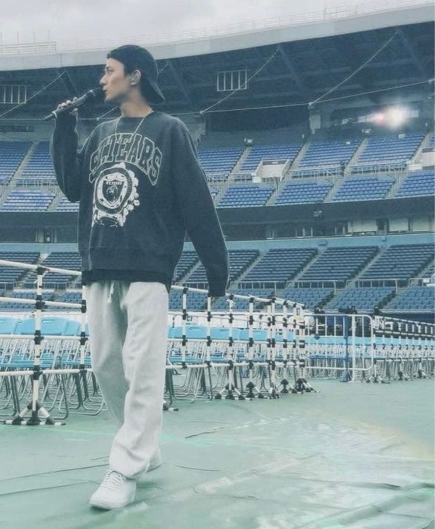 【永瀬廉さん着用】SAINT M×××××ブラック スウェット トレーナー　XL