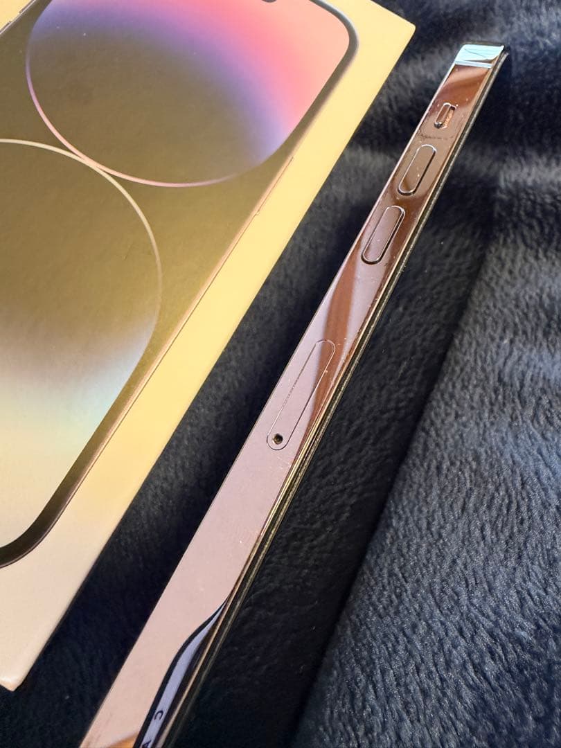 m*e様 ［美品］Apple iPhone 14 Pro ディープパープル 25