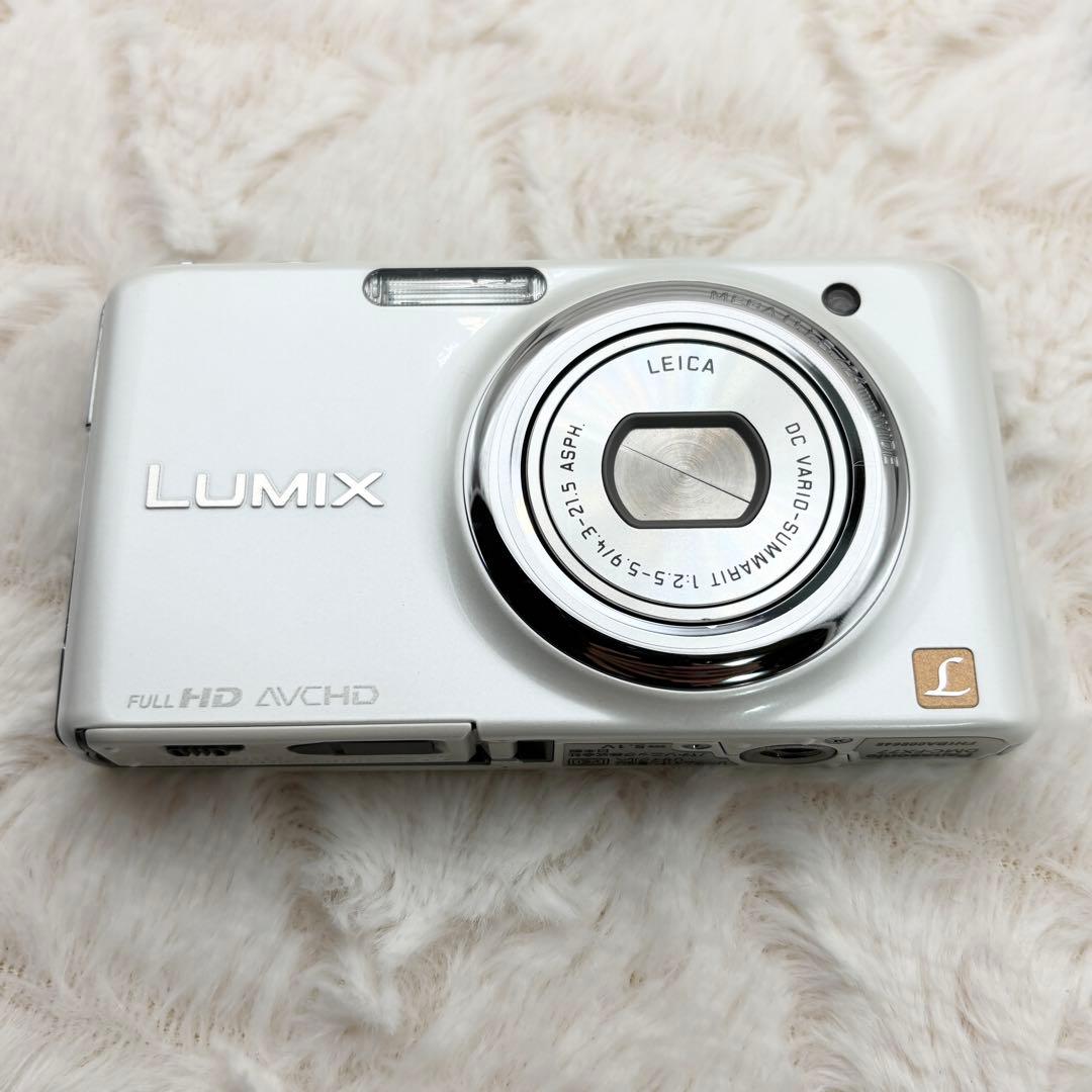 極美品 動作良好 Panasonic LUMIX DMC-FX77 ホワイト