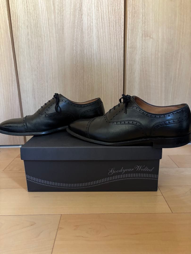 SCOTCH GRAIN パンチドキャップトゥ 03602