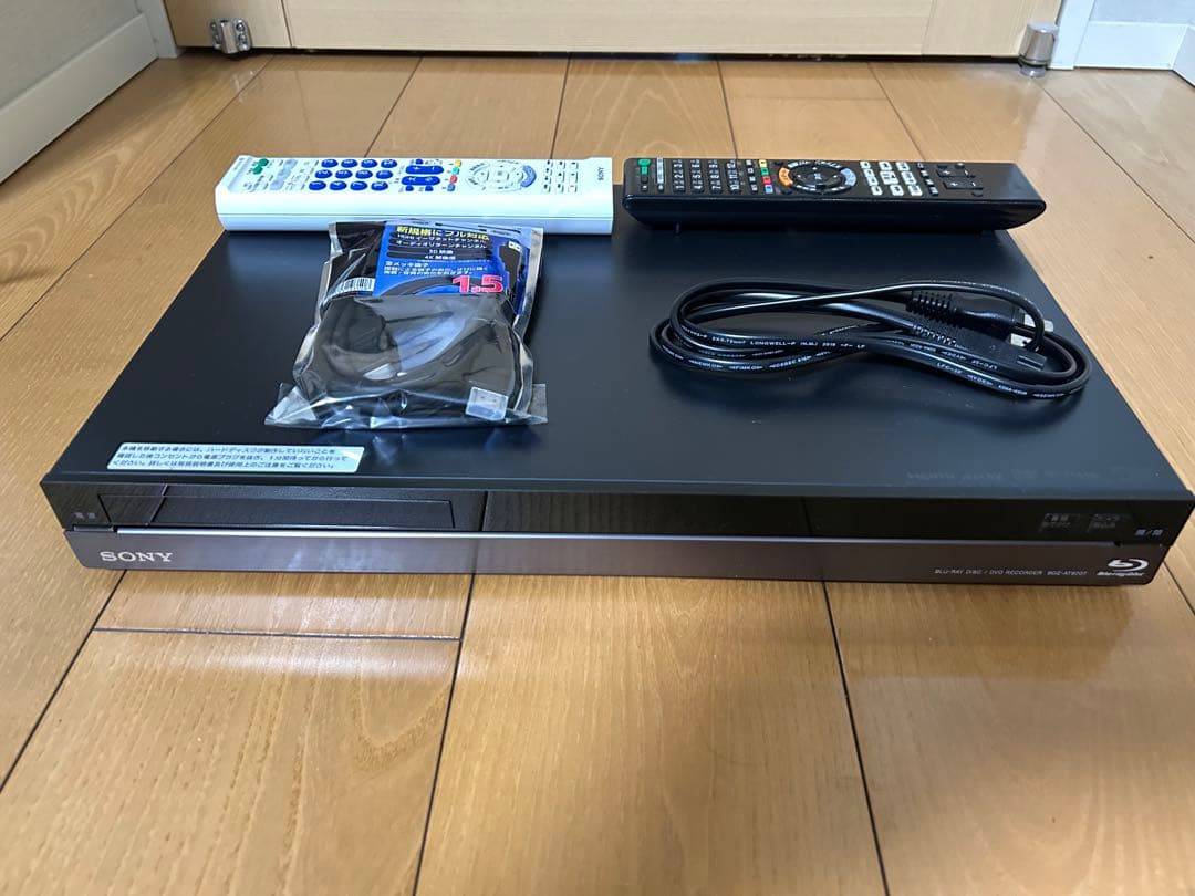 2TB 3番組同時録画　ソニーブルーレイレコーダー (新しいHDDに換装済)