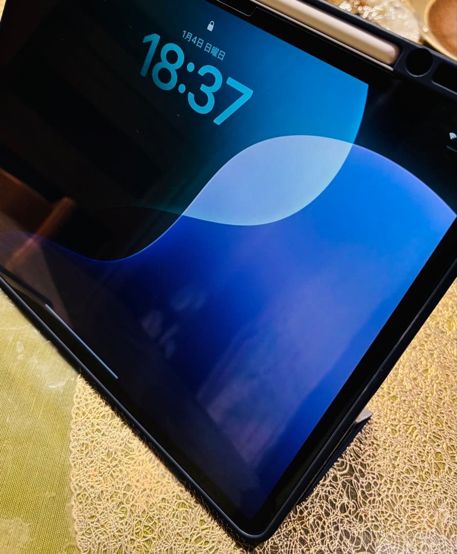 12.9 iPad Pro（第4世代） + Apple Pencil + ケース