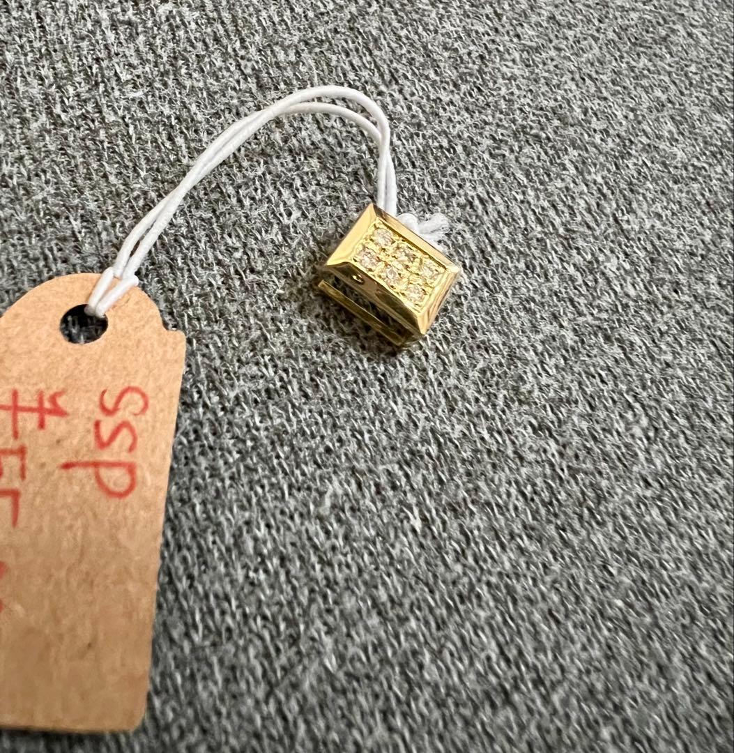 【値下げ】18金BOXダイヤペンダントタップ　ユニセックス　大セール❣️