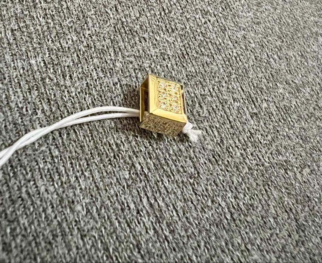 【値下げ】18金BOXダイヤペンダントタップ　ユニセックス　大セール❣️