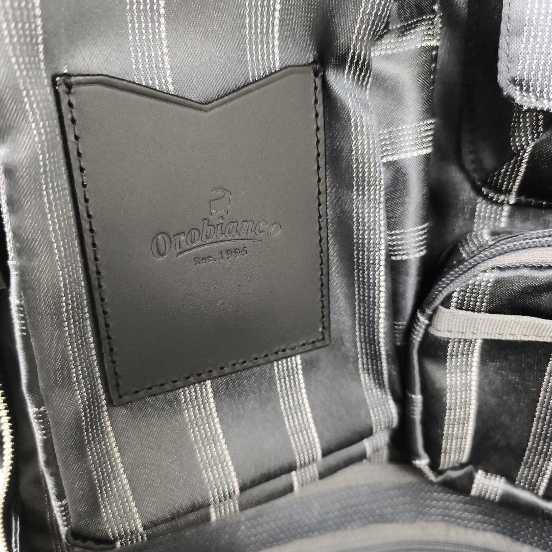 極美品✨ オロビアンコ センプレライト バックパック ナイロン 2層 B4可 黒