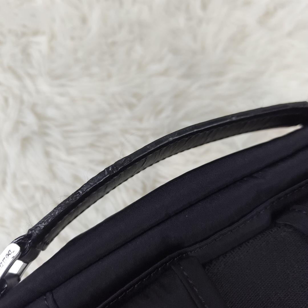 極美品✨ オロビアンコ センプレライト バックパック ナイロン 2層 B4可 黒
