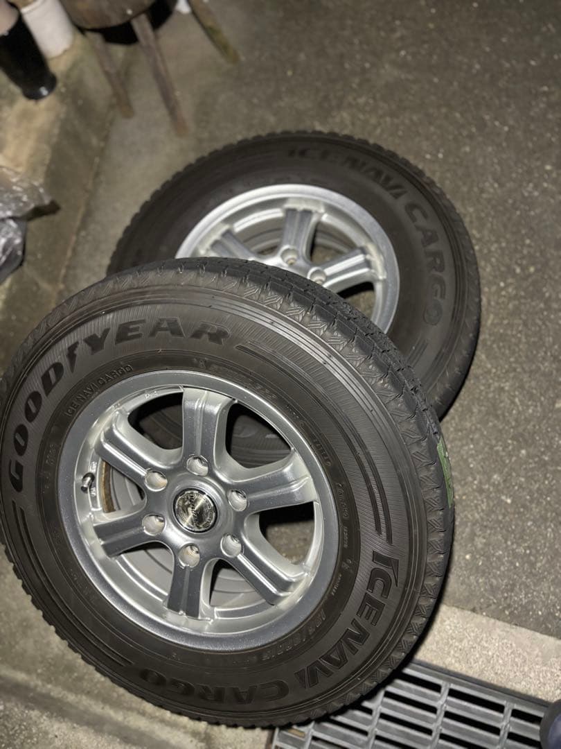 引取限定15インチ ホイールとスタッドレスタイヤ4本セット