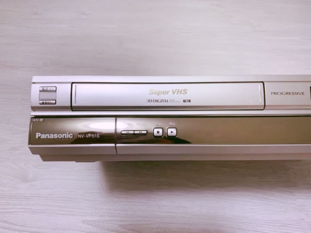 Panasonic NV-VP51S-S DVDプレーヤー一体型ビデオ✩値下げ