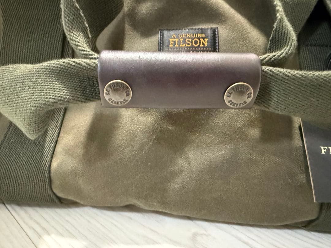 バッグ FILSON Tin Cloth Small Duffle Bag