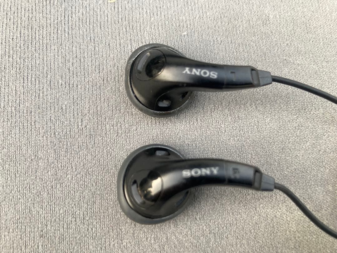 SONY/ソニー　カセットウォークマン　WM-EX70　レッド