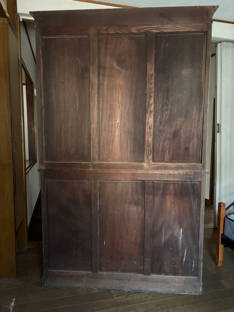 木製ディスプレイキャビネット