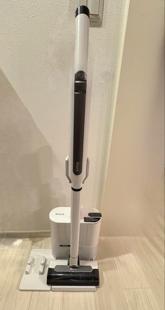 Shark EVOPOWER SYSTEM 3D コードレススティッククリーナー
