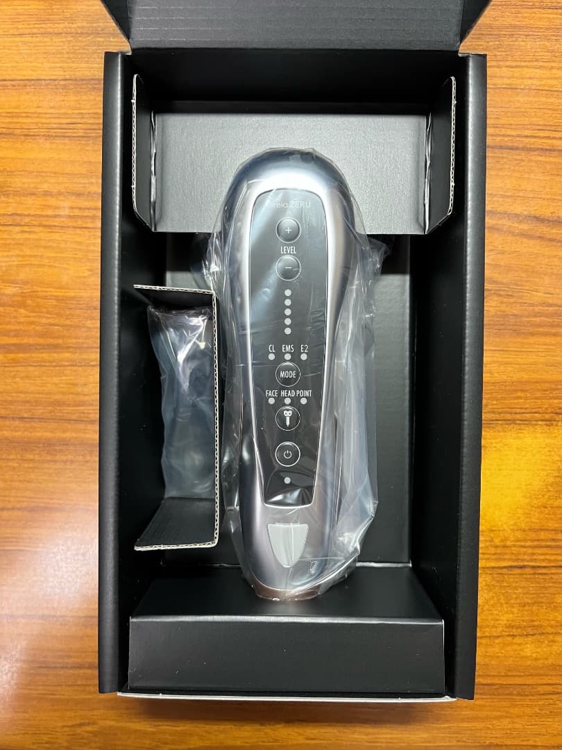 【新品未開封】direia ZERU（ディレイア ゼル） 美顔器