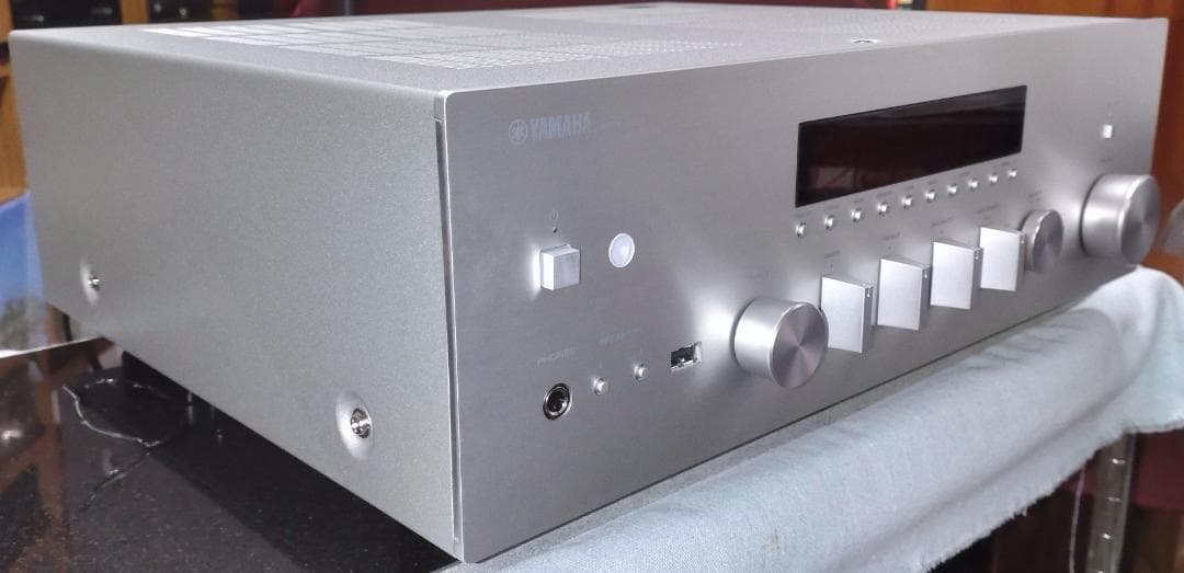 YAMAHA　R-N600Aネットワークレシーバー　送料込み