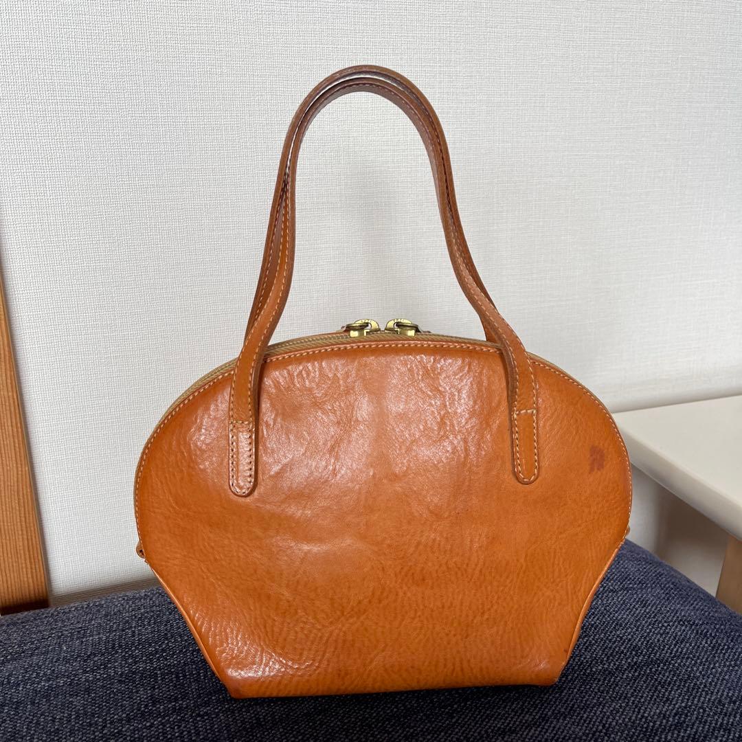 美品 IL BISONTE ヌメ革 ハンドバッグ 小さめ レア物