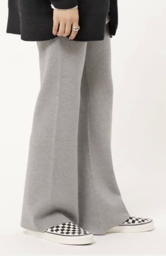 あっこ様　　　　AP STUDIO スムージーニットパンツ　グレー