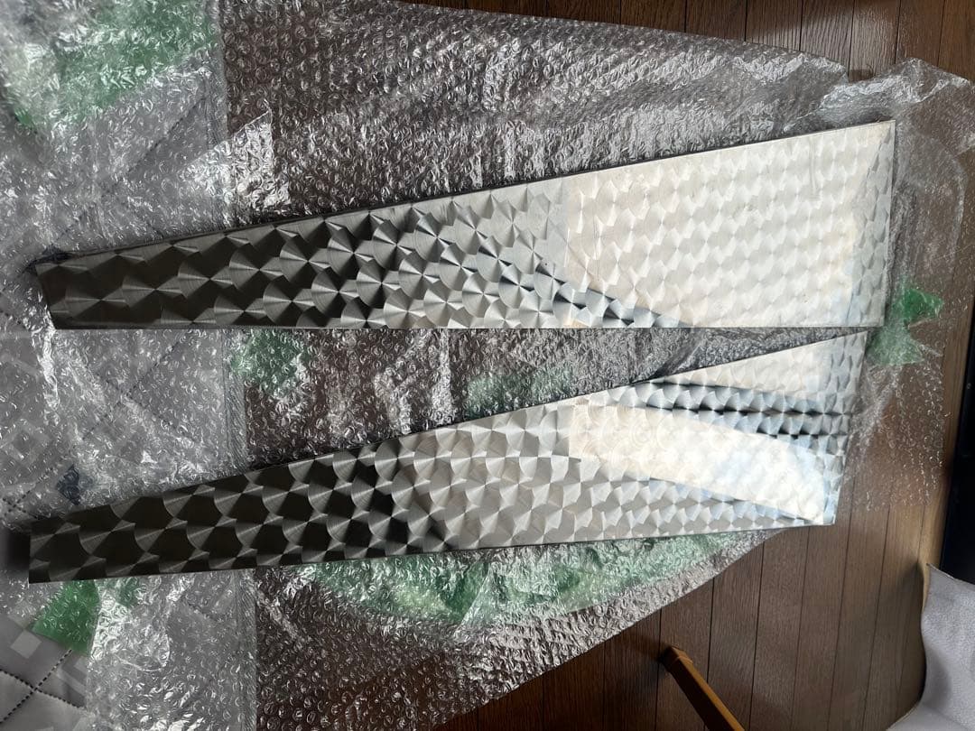 17プロフィア　ウィンドーパネルカバー　ウロコ