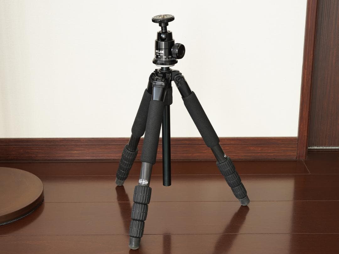 SLIK スリック 雲台付きカーボン三脚 軽量 旅行 カーボン製 ケース付き