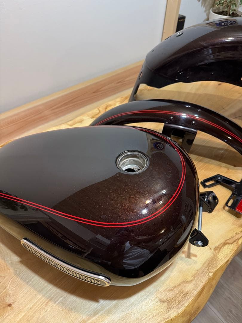 HARLEY-DAVIDSON ダークブラウンタンク＋フロントフェンダー