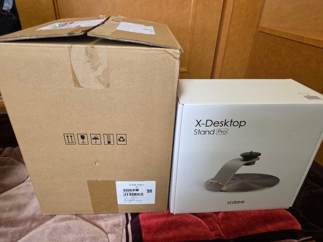 「XGIMI HALO+ モバイルプロジェクター」 スタンドも無料セット可能