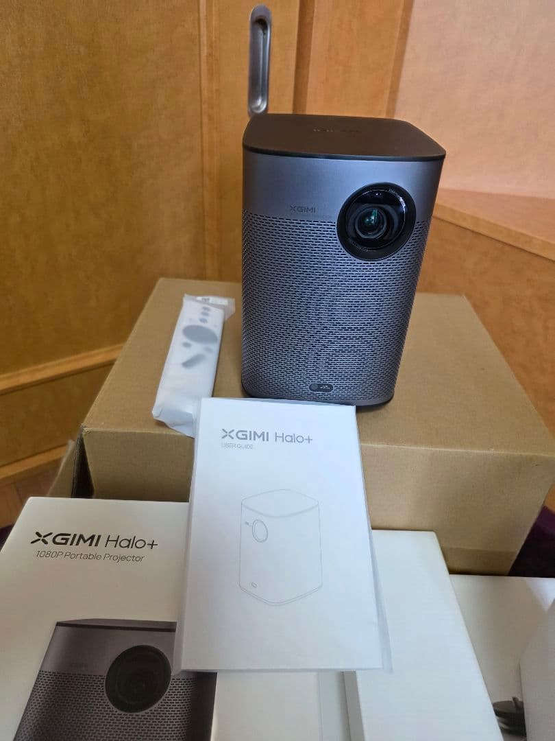 「XGIMI HALO+ モバイルプロジェクター」 スタンドも無料セット可能