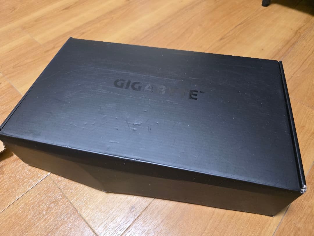 GIGABYTE GTX1070 Ti グラフィックカード